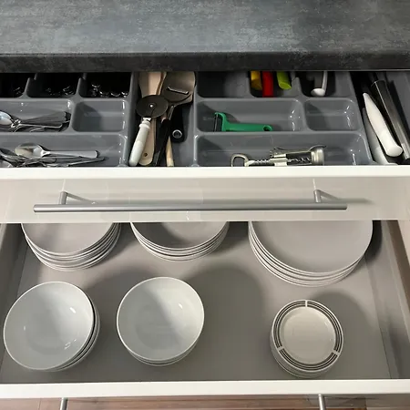 شقة 3br With Free Wifi & Parking *