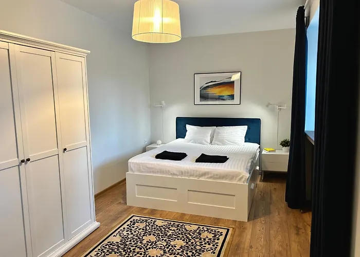 Apartment 3br With Free Wifi & Parking Tallinn