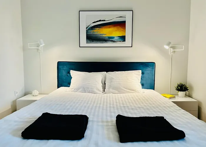 3br With Free Wifi & Parking Apartment Tallinn