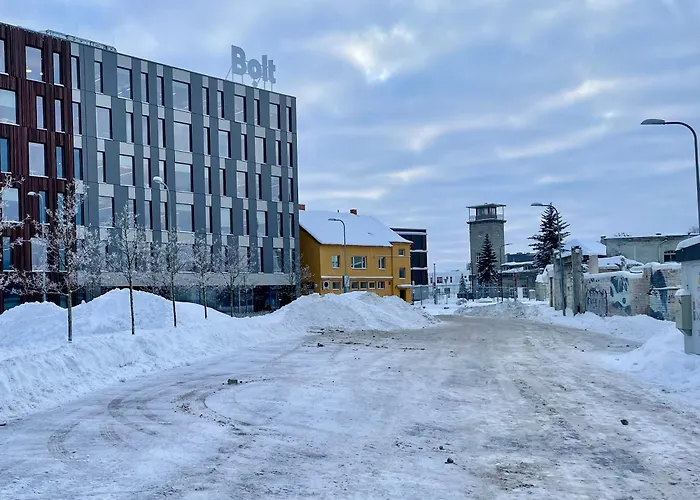 Apartment 3br With Free Wifi & Parking