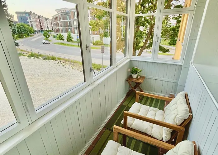 3br With Free Wifi & Parking